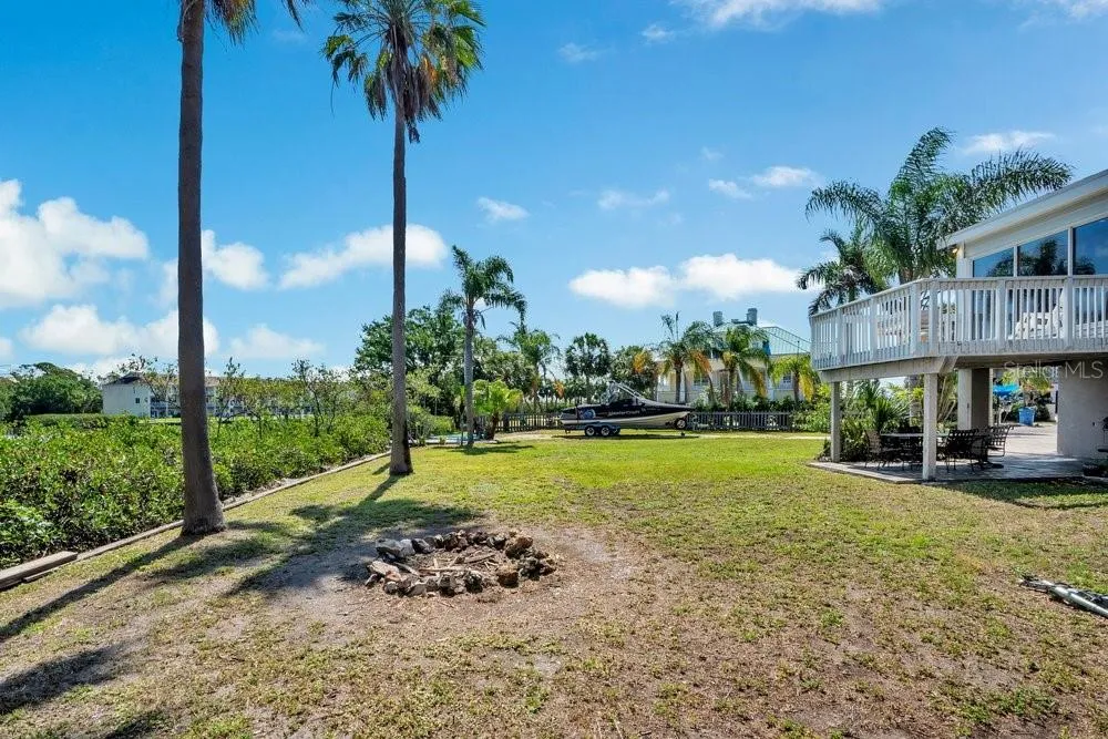 3858 SHORE BOULEVARD Oldsmar, FL 34677