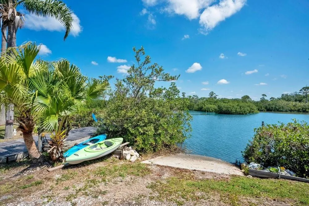 3858 SHORE BOULEVARD Oldsmar, FL 34677