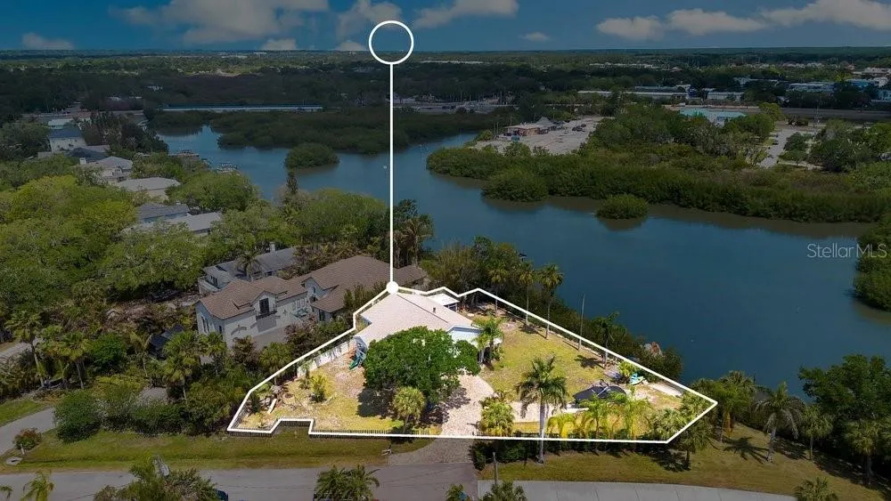 3858 SHORE BOULEVARD Oldsmar, FL 34677