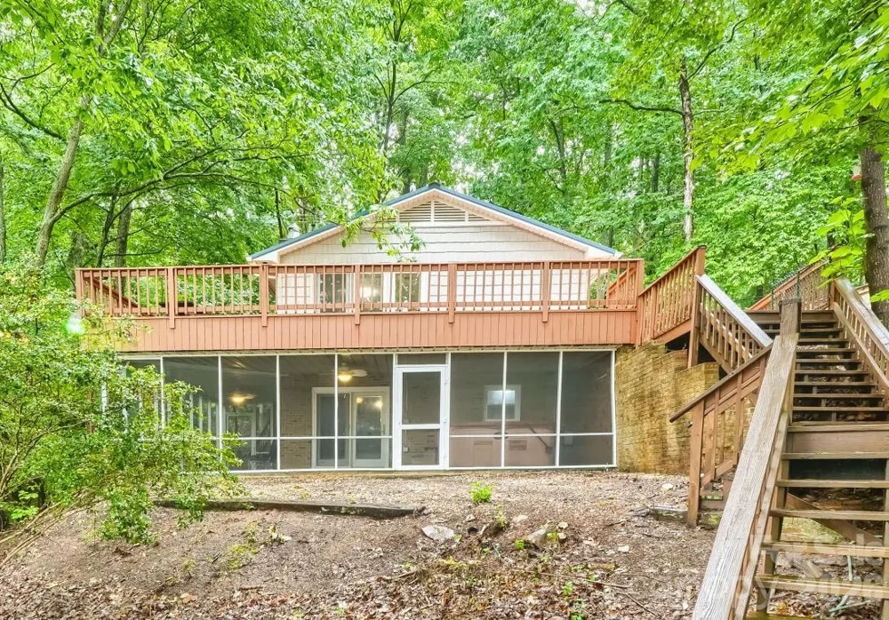 42640 Moonshine Drive New London, NC 28127