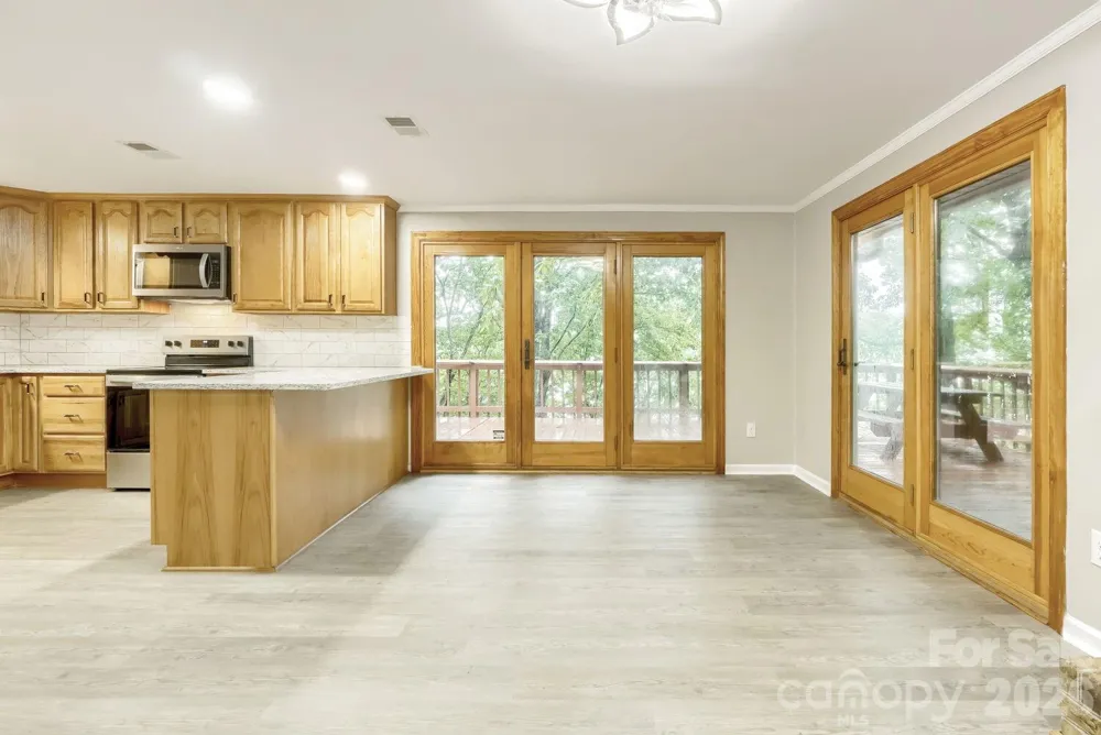 42640 Moonshine Drive New London, NC 28127