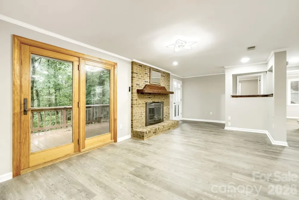 42640 Moonshine Drive New London, NC 28127