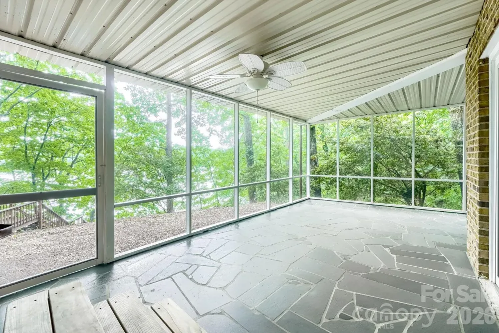 42640 Moonshine Drive New London, NC 28127