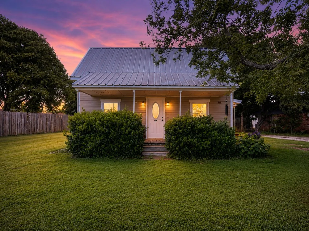 302 Tower Road Rio Vista, TX 76093