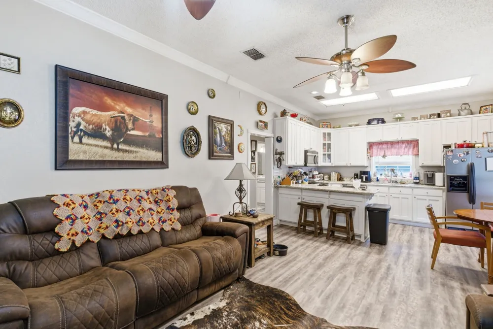 302 Tower Road Rio Vista, TX 76093
