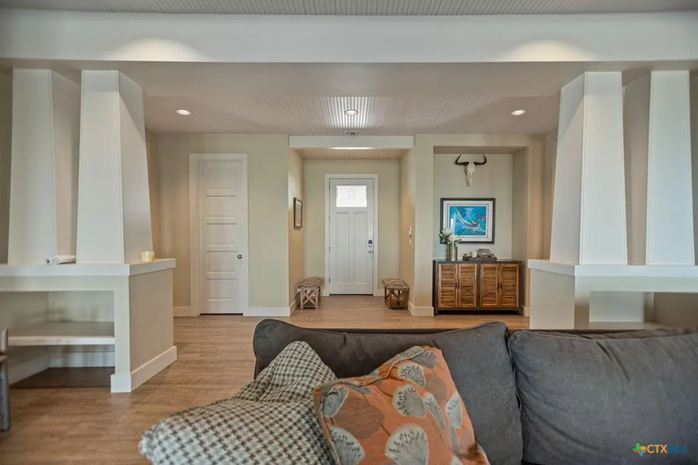 460 Bay Club Drive Seadrift, TX 77983