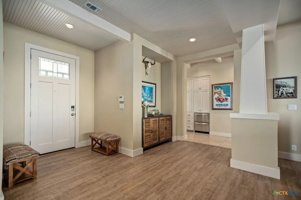 460 Bay Club Drive Seadrift, TX 77983