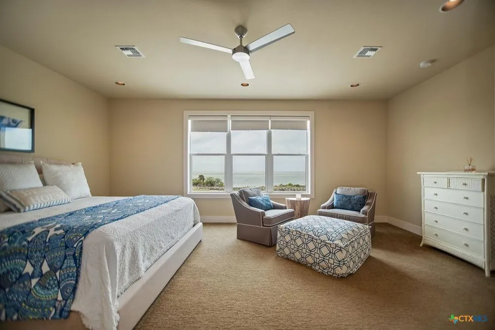 460 Bay Club Drive Seadrift, TX 77983