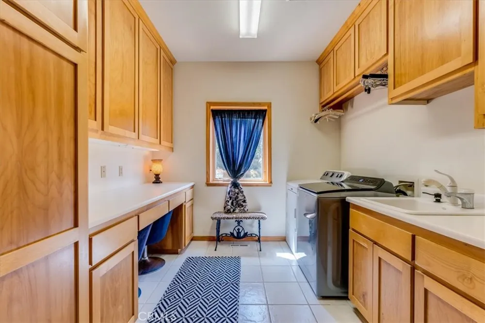 1919 Richard Avenue Cambria, CA 93428