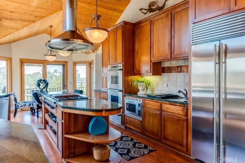 1919 Richard Avenue Cambria, CA 93428