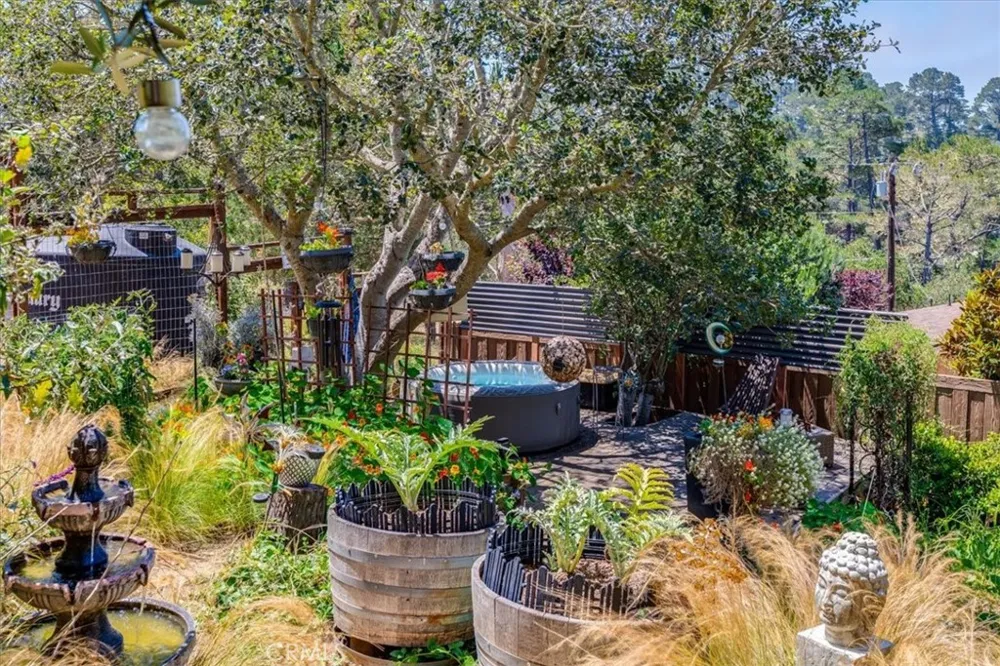 1919 Richard Avenue Cambria, CA 93428