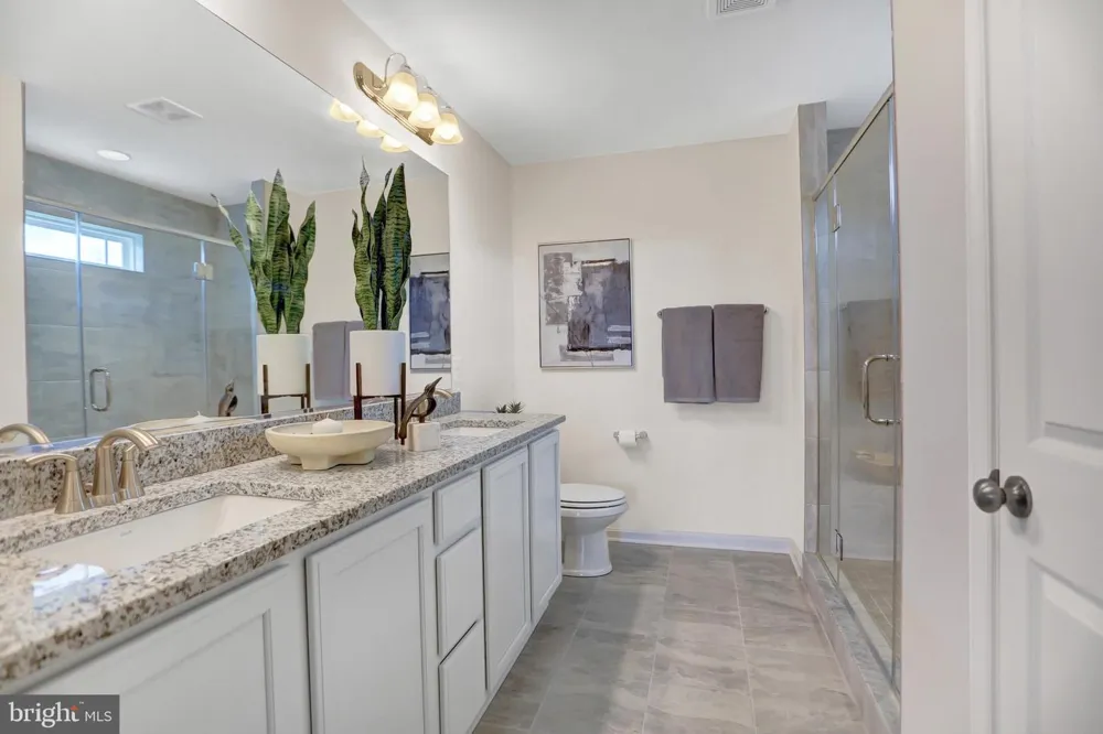 439 CHEW ROAD Hammonton, NJ 08037