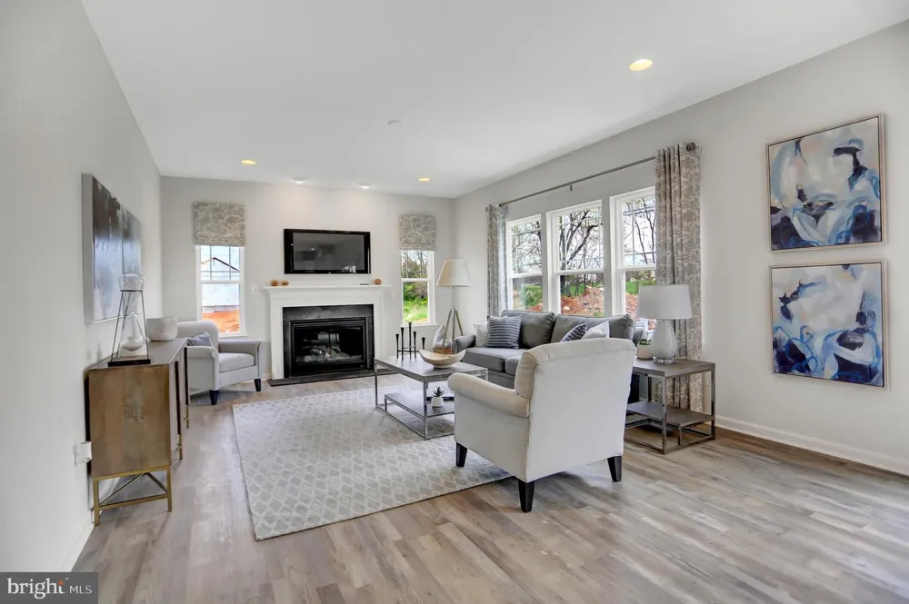 439 CHEW ROAD Hammonton, NJ 08037
