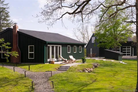 45 Charles Hommel Road