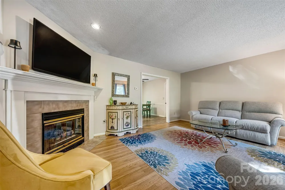 18 Tarragon Place Flat Rock, NC 28731