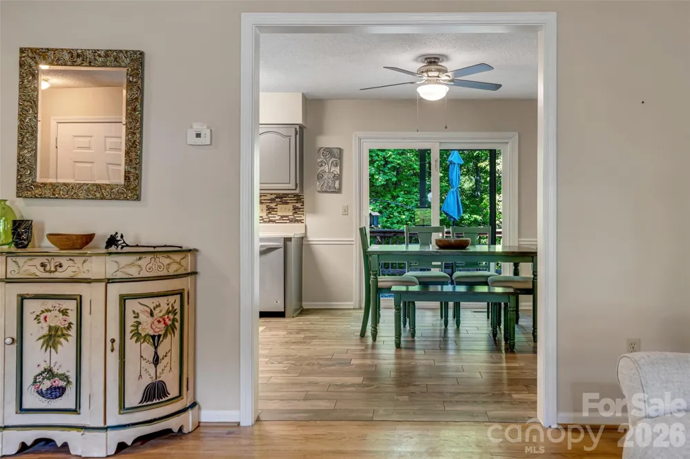 18 Tarragon Place Flat Rock, NC 28731