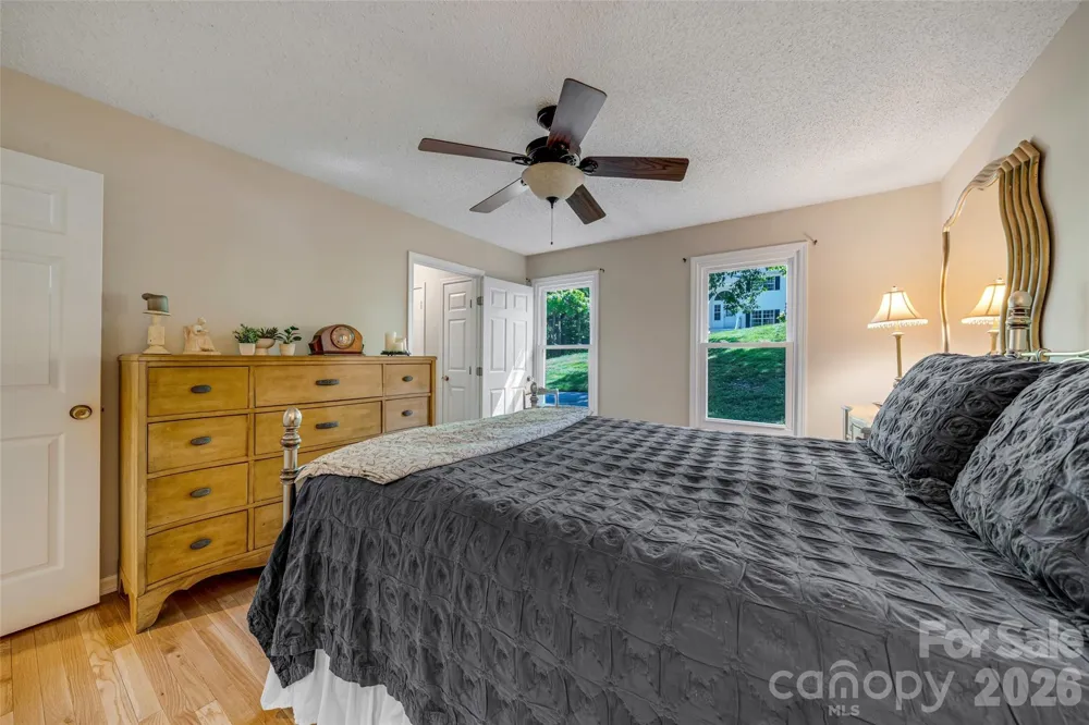 18 Tarragon Place Flat Rock, NC 28731
