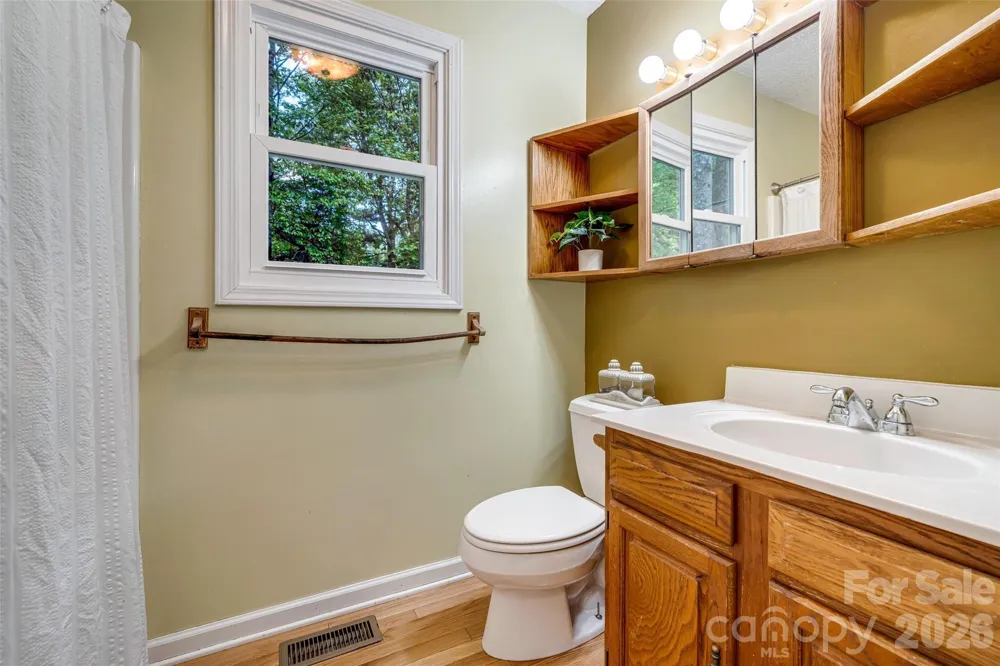 18 Tarragon Place Flat Rock, NC 28731