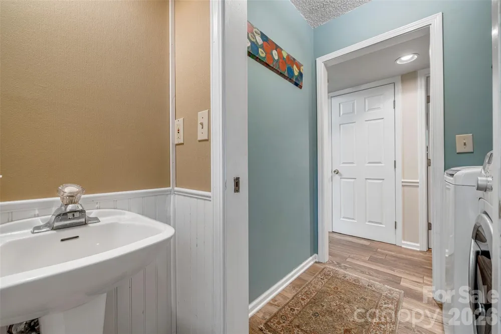 18 Tarragon Place Flat Rock, NC 28731