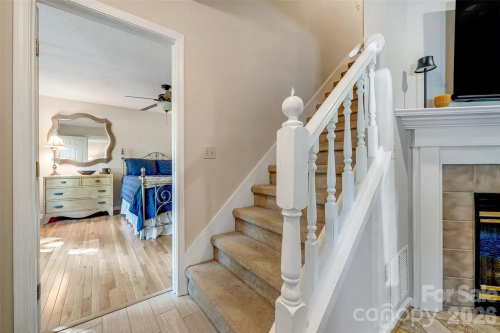 18 Tarragon Place Flat Rock, NC 28731