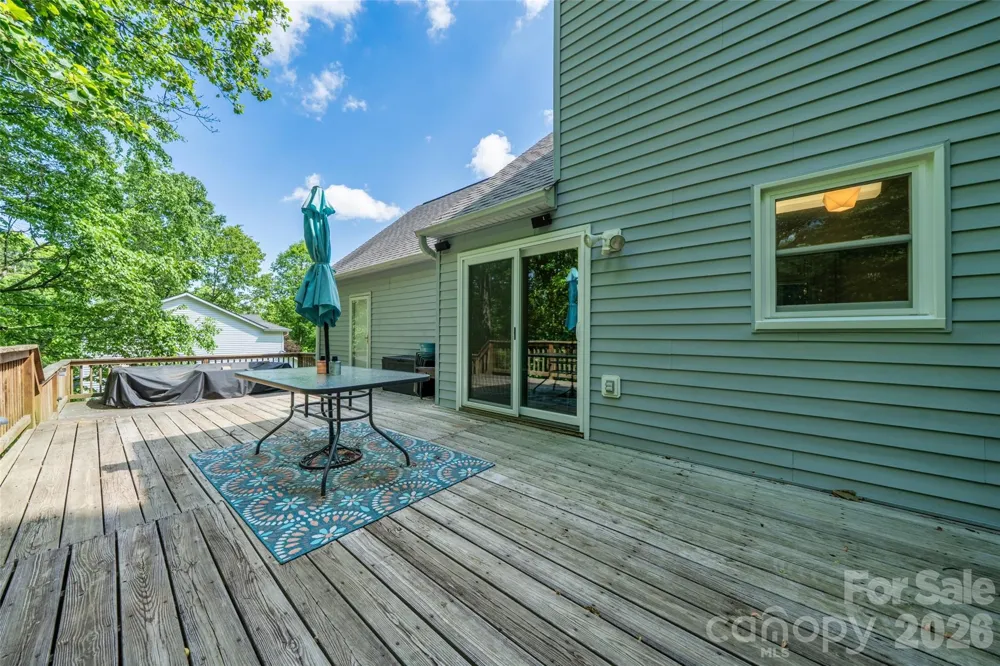 18 Tarragon Place Flat Rock, NC 28731