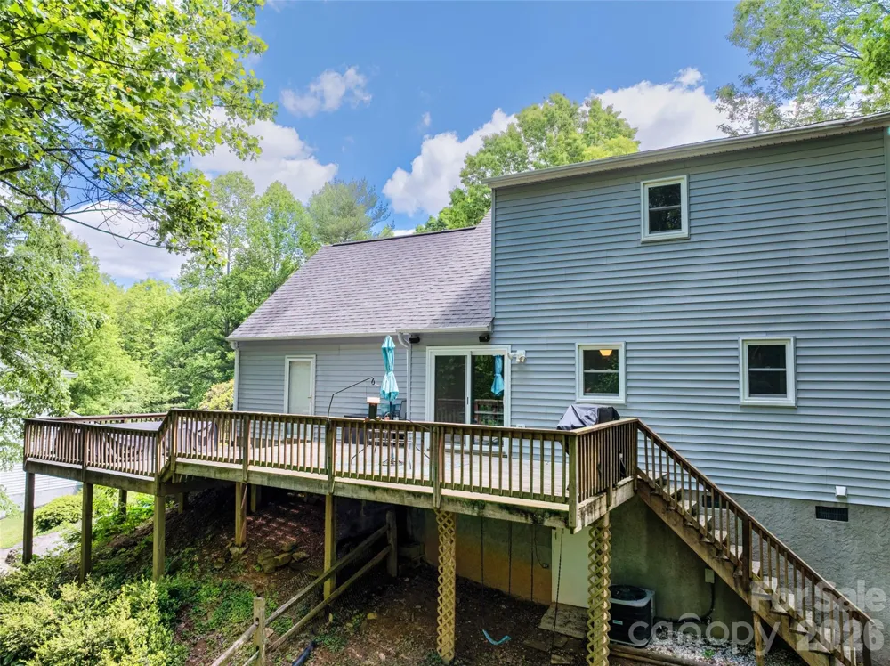 18 Tarragon Place Flat Rock, NC 28731