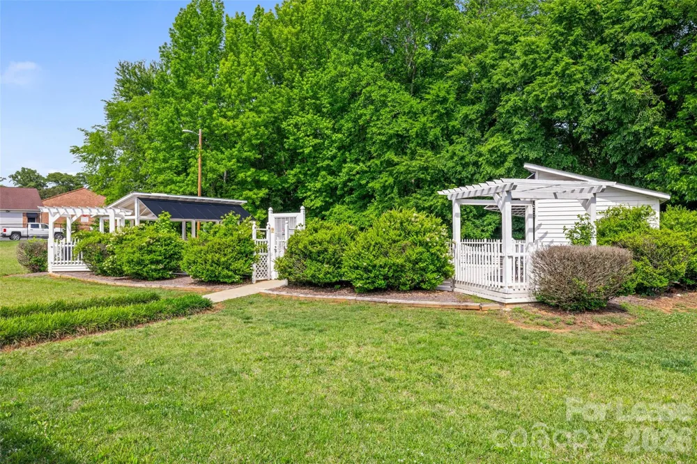 113 Stroupe Road #E Gastonia, NC 28056