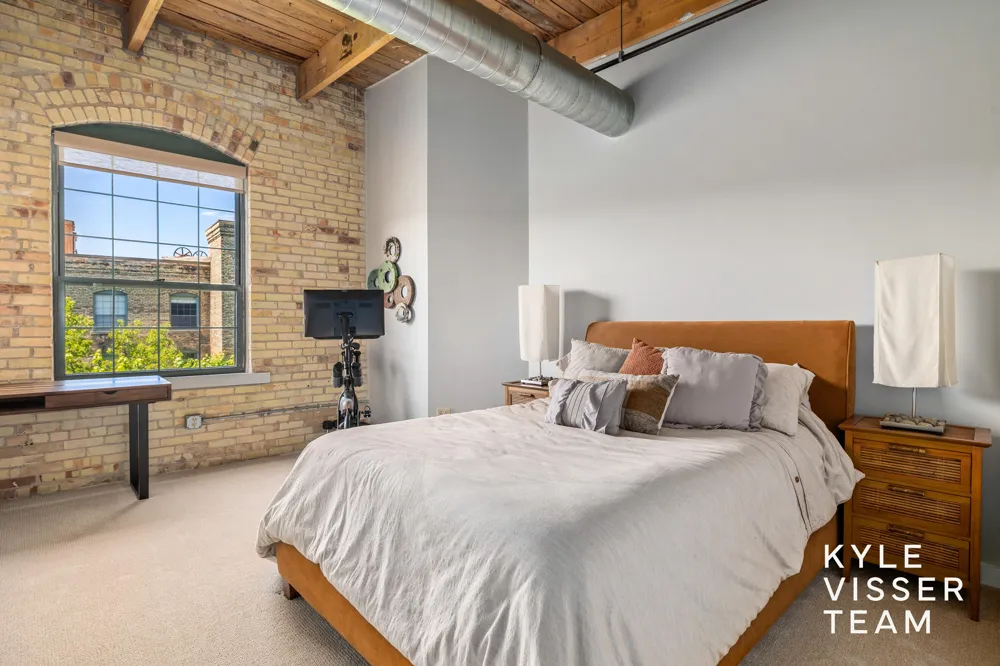 940 Monroe Avenue NW #503 Grand Rapids, MI 49503
