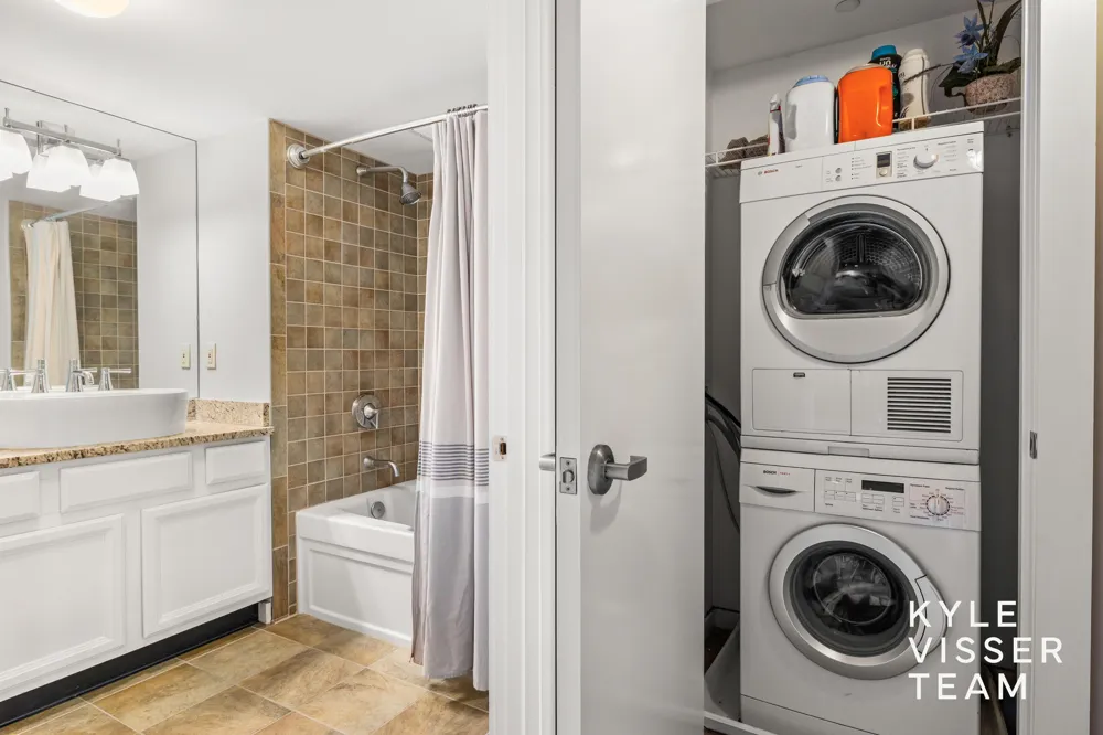 940 Monroe Avenue NW #503 Grand Rapids, MI 49503