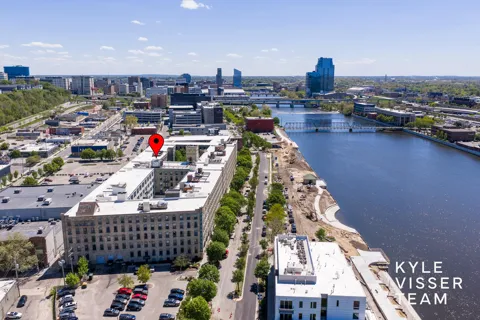 940 Monroe Avenue NW #503
