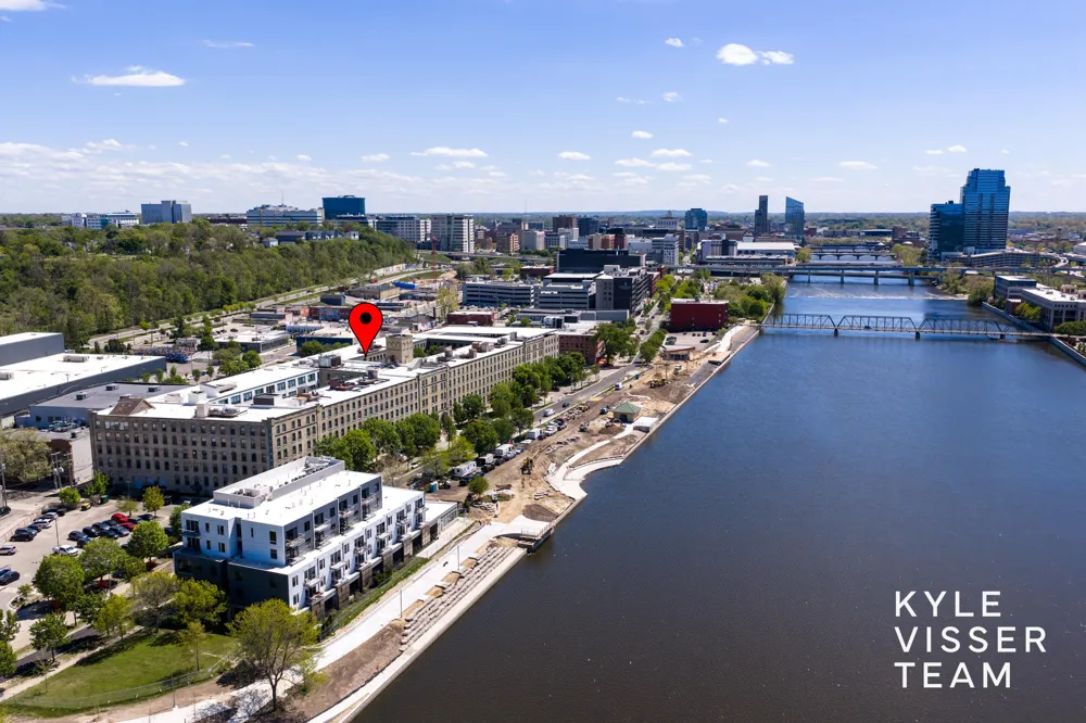 940 Monroe Avenue NW #503 Grand Rapids, MI 49503