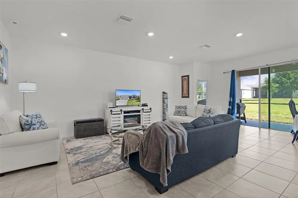 5092 STOKES WAY Wildwood, FL 34785