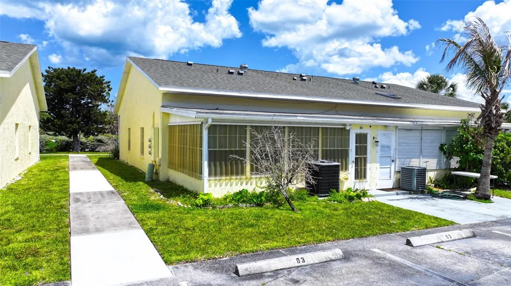 8520 US HIGHWAY 1 #D3 Micco, FL 32976