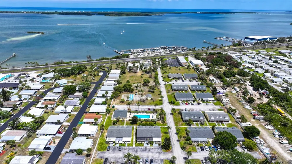 8520 US HIGHWAY 1 #D3 Micco, FL 32976