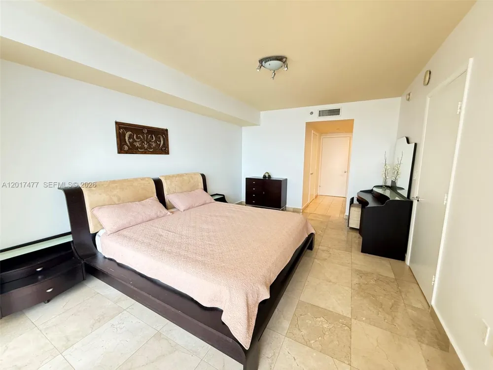 1850 S Ocean Dr #2909 Hallandale Beach, FL 33009