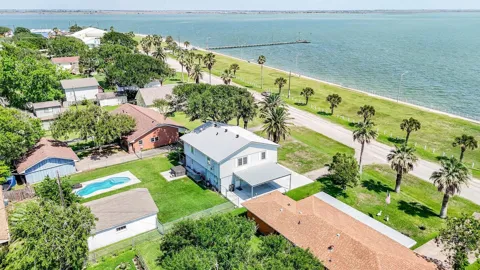 204 S Bay Boulevard