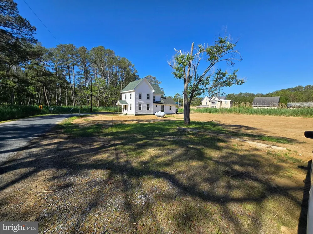 2902 BYRDTOWN ROAD Crisfield, MD 21817