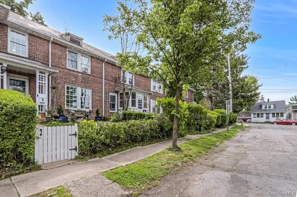 6 Bush Avenue Newburgh, NY 12550