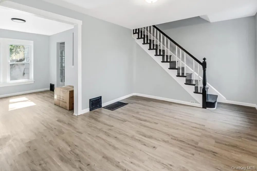 6 Bush Avenue Newburgh, NY 12550