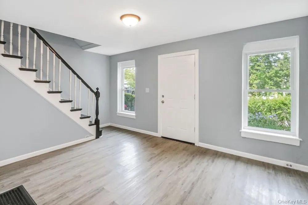 6 Bush Avenue Newburgh, NY 12550