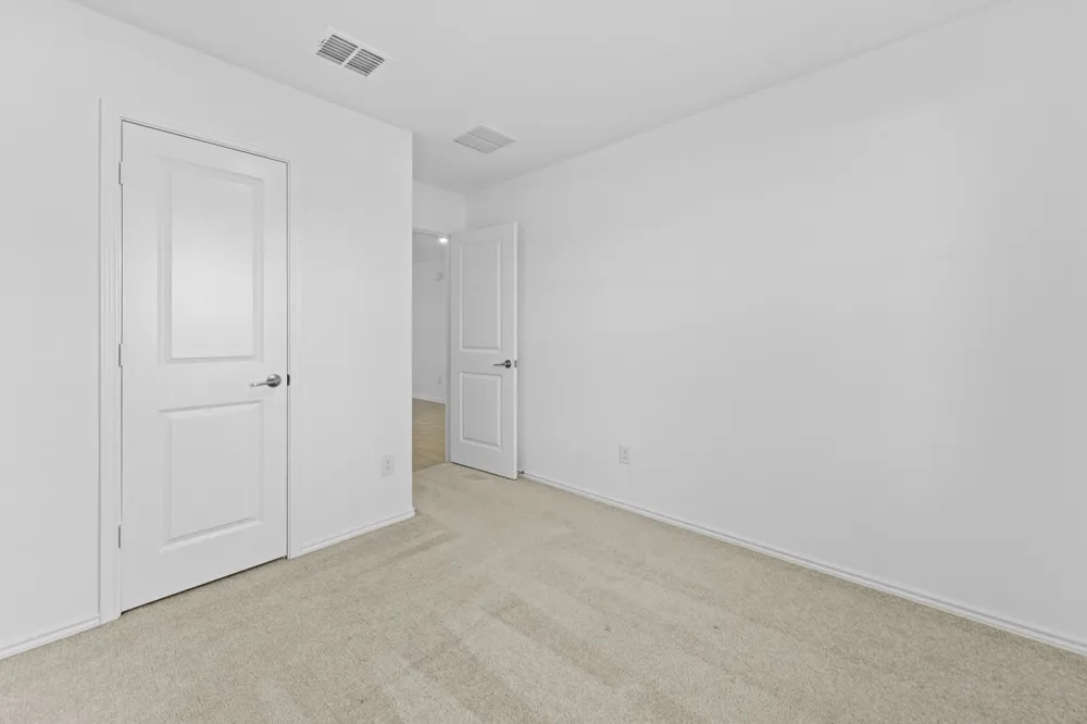 13216 Eastland Drive Mustang Ridge, TX 78610