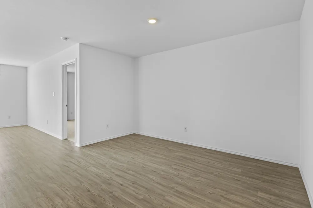 13216 Eastland Drive Mustang Ridge, TX 78610