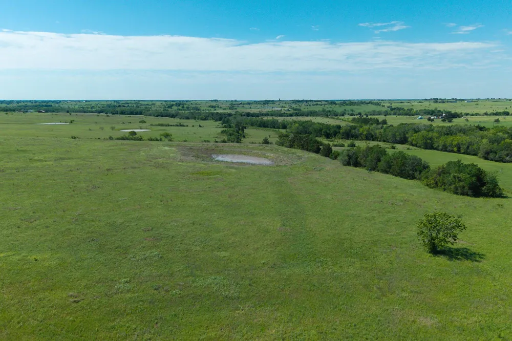 1571 Schulze Road Schulenburg, TX 78956