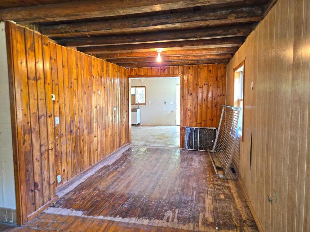 5535 Wahlsten Road Embarrass, MN 55790