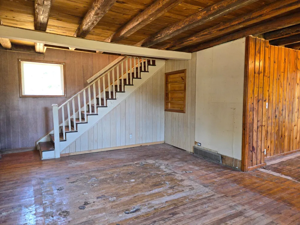 5535 Wahlsten Road Embarrass, MN 55790