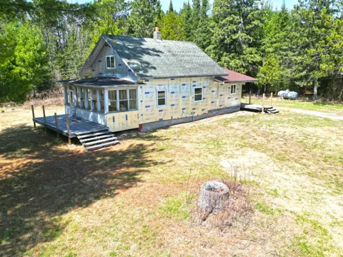 5535 Wahlsten Road