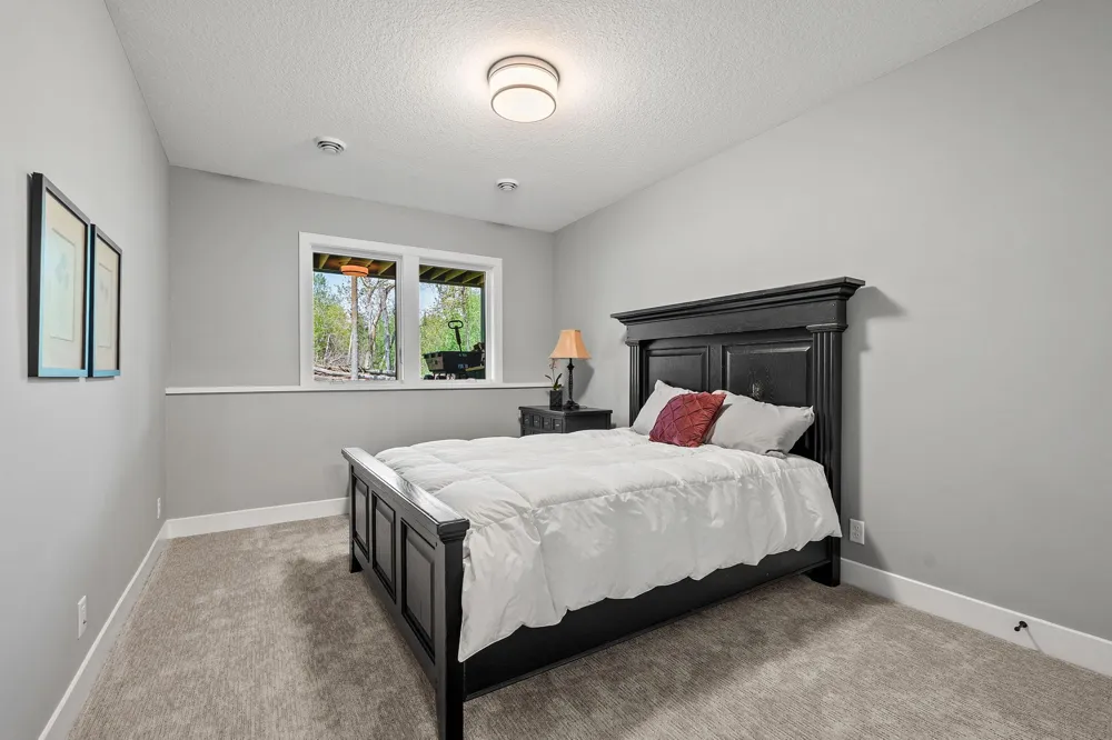 754 Shawnee Woods Road Medina, MN 55340