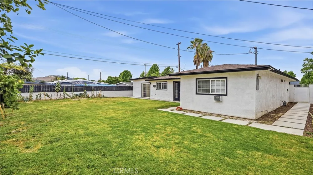 726 W Franklin Pomona, CA 91766