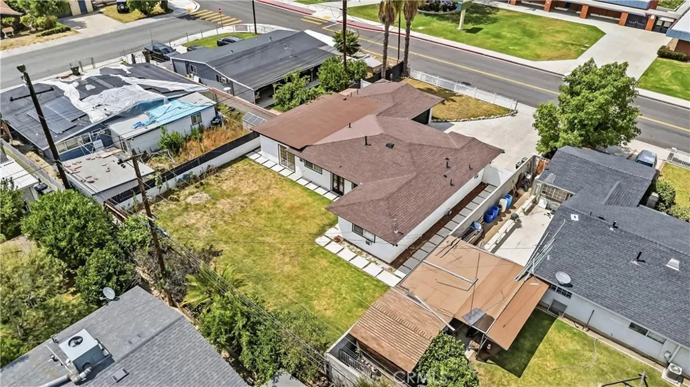 726 W Franklin Pomona, CA 91766
