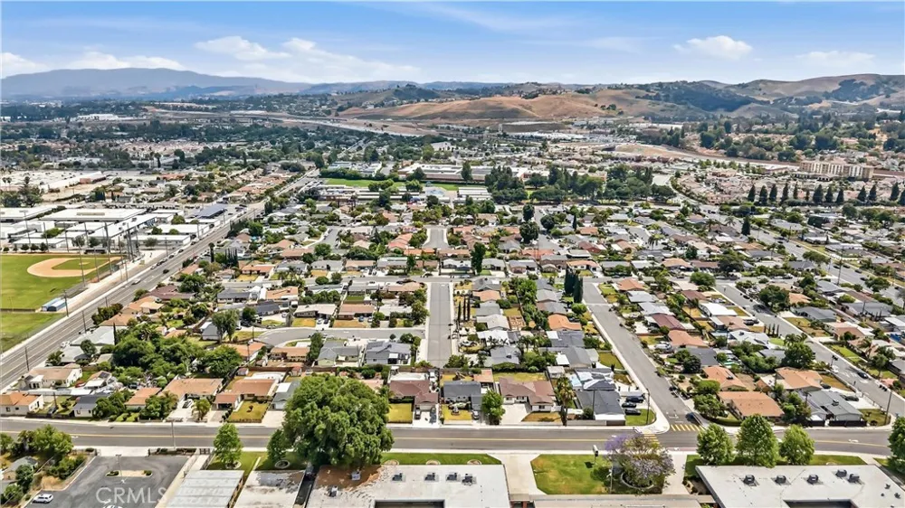 726 W Franklin Pomona, CA 91766